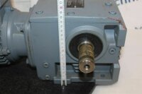 NORD 0,75 kW 123 min Getriebemotor SK80L/4 Gearbox SK12063lx-80l74