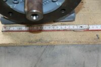 SEW-EURODRIVE R57F DRE100LG4/TF/V Getriebemotor 66 min Gearbox   3 kw