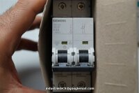 Siemens C 32 , 5SY3232-7 Leitungsschutzschalter, 5SY32,32A , C32  400v, 2 POLIG