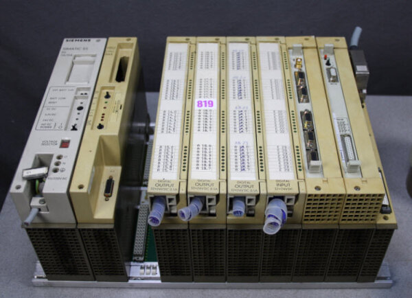 Simatic Complet 6ES5 944-7UA11 6ES5 254-4UB11 6ES5 3067LA11 Nr 819