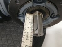 SEW 0,37 KW 45 min Getriebemotor SF37DRS71S4BE05 Gearbox