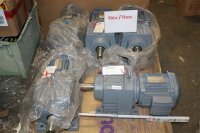 SEW 1,1 KW 27 Min Getriebemotor R77DRE90M4 Gearbox...