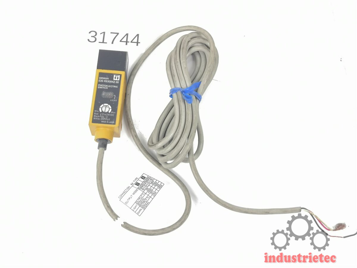 original photoelectric sensor E3S-RS30B42-30 