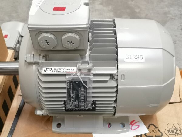 Siemens 7,5 kw 3000 min  B3   1AV2131A  1LE10011CA135AB4-Z Elektromotor