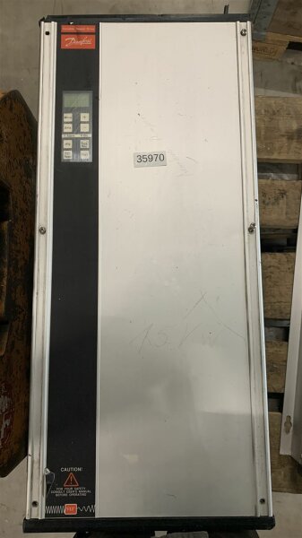 Danfoss VLT 3022 175H7293 013414G516 Frequenzumrichter