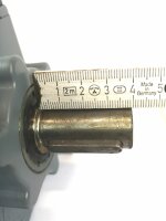 SEW 0,37 KW 106 min Getriebemotor R17 DRS71S4BE05/IS/TH Gearbox