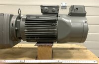 SEW 1,5 KW 4,1 min SA87 R57 DRN90L4/TFV Getriebemotor Gearbox 60 Hz