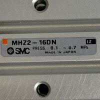 SMC MHZ2-16DN Luftpneumatischer Greiferzylinder