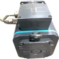 Siemens 1FT5102-0AC71-2-Z Servomotor