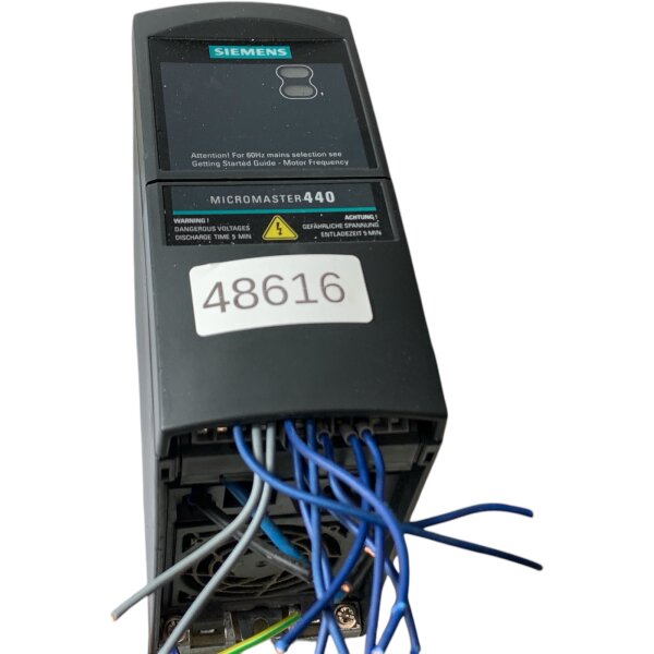 Siemens MICROMASTER 440 6SE6440-2UC17-5AA1 Frequenzumrichter 0,75Kw