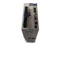 Yaskawa SGD7S-5R5AA0A Servopack Servo Drive 200V