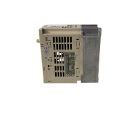 Omron Varispeed V7 CIMR-V7AZB0P4 Frequenzumrichter