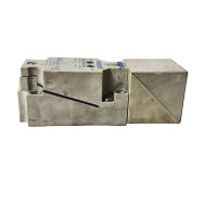 Telemecanique XS8C40PC449 Induktiver Näherungsschalter Sensor
