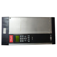 Danfoss VLT 5000 Frequenzumrichter VLT5005PT5C54SBR3DLF00A00CO 175Z0282